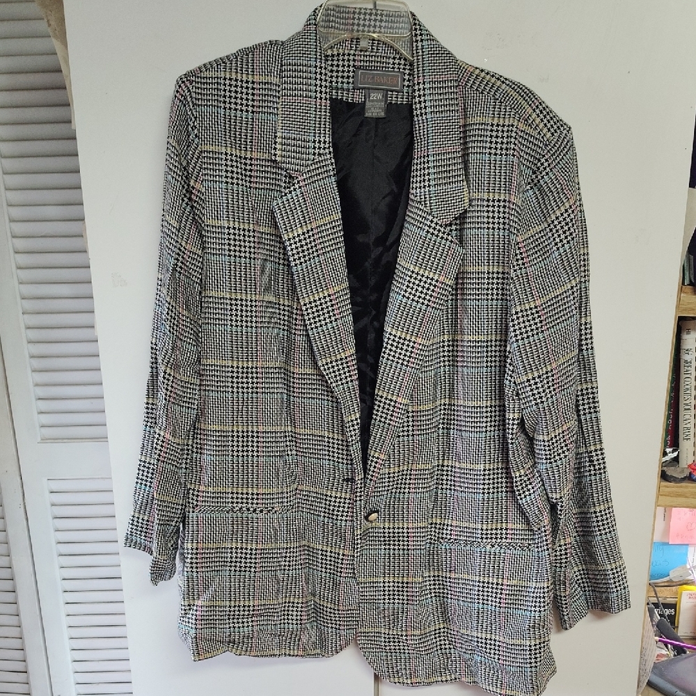 Liz Baker Houndstooth Blazer with Black and White Accents